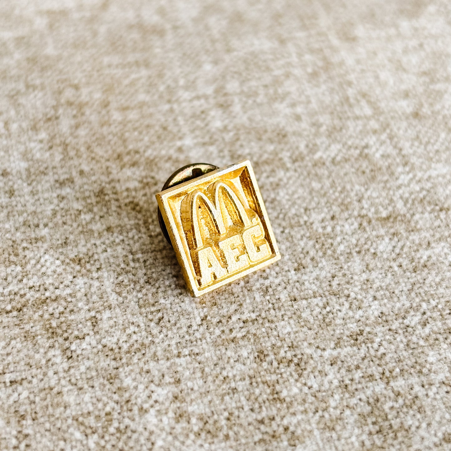 McDonald's Pin -  Advanced Executive Course Gold - Vintage 1980s