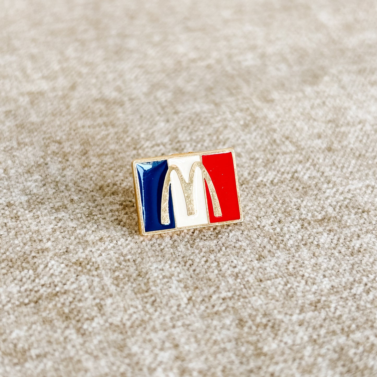 McDonald's France Pin - Bleu Blanc Rouge French Flag M Logo Pin - Vintage 1980s
