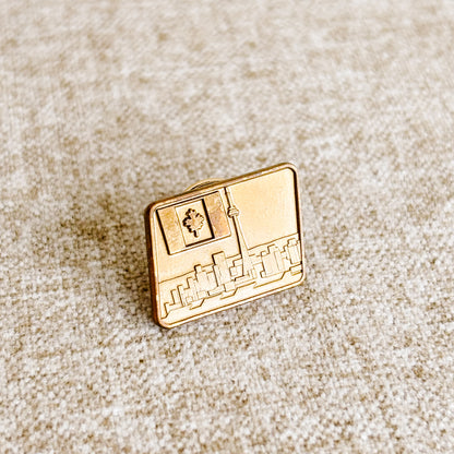 McDonald's Canada Pin - Gold Maple Leaf and Toronto Skyline - Vintage from the 1980s