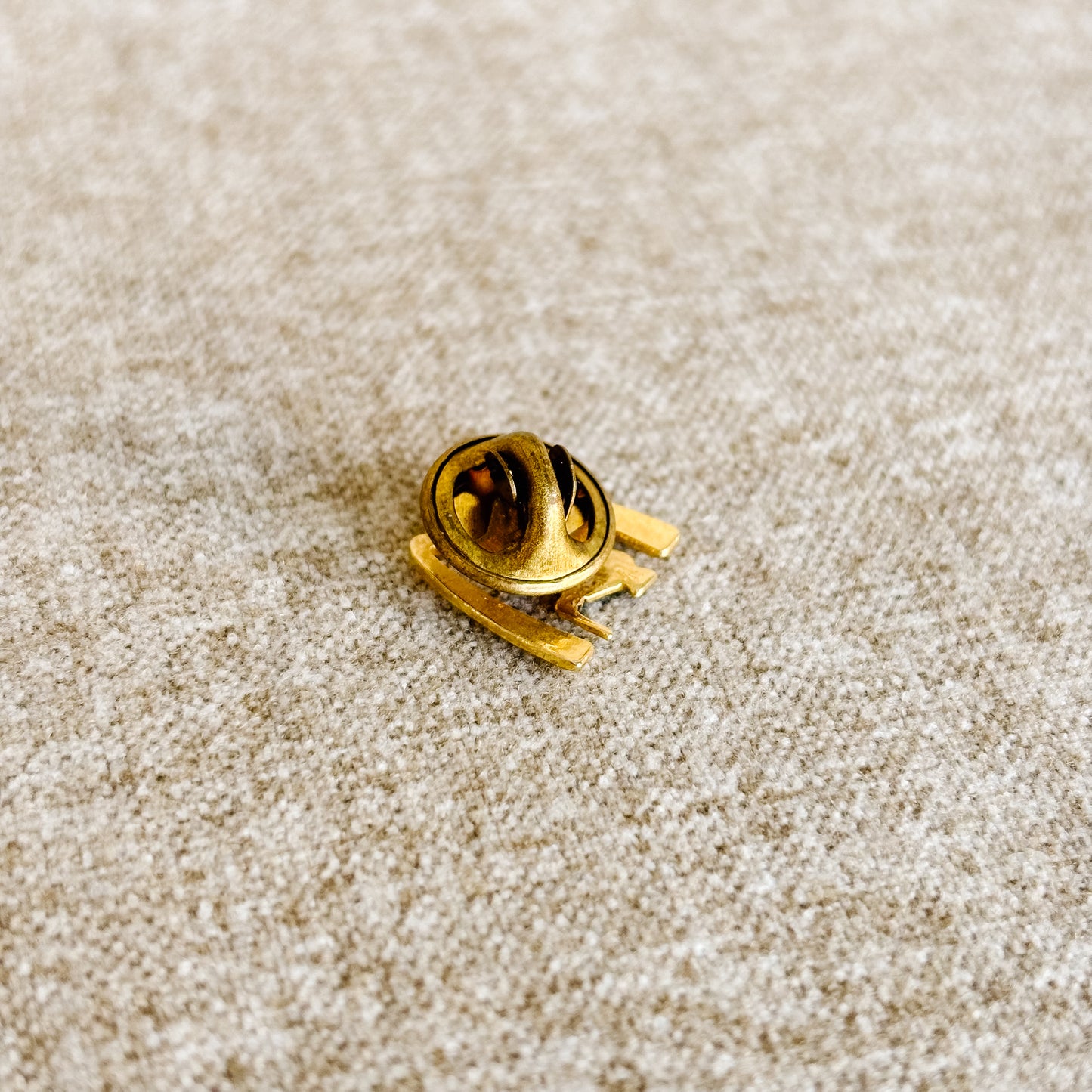McDonald's New Zealand Pin - Gold M with Kiwi Bird - Vintage from the 1980s