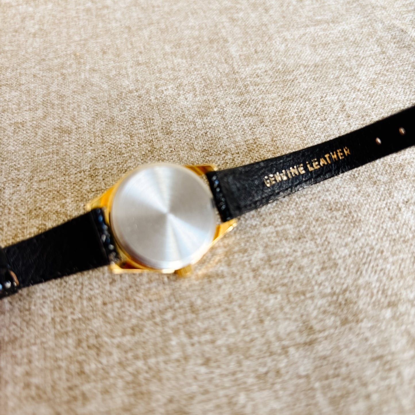 McDonald's Canada - Quasar Wrist Watch with Ronald McDonald and Red Maple Leaf - Working!
