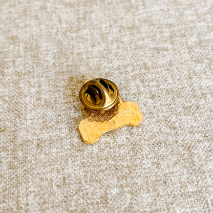 McDonald's Employee Pin - QSC&V Gold Pyramid - Vintage from the 1980s