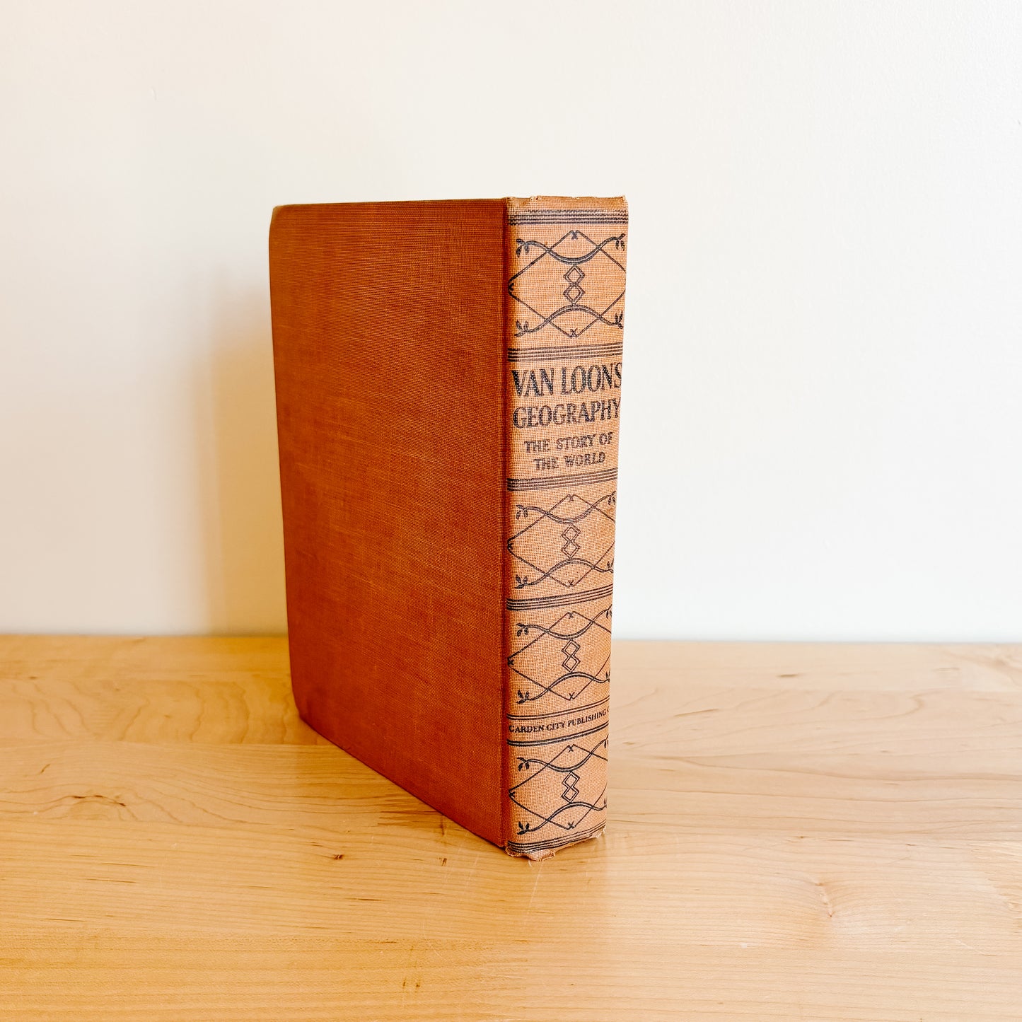 Vintage Book - Van Loon's Geography: The Story of the World (1940)