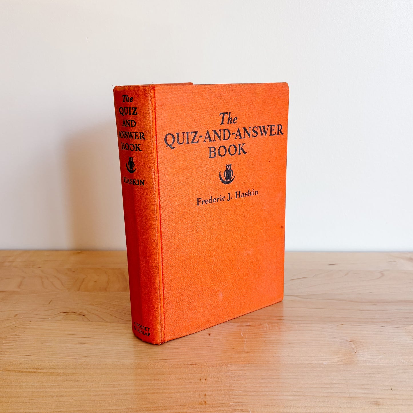 Vintage Book - The Quiz and Answer Book by Frederic Haskin (1938)