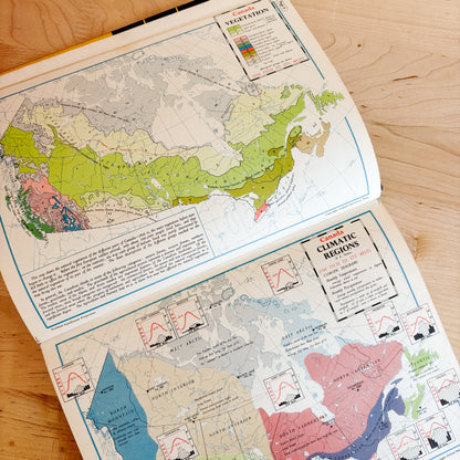 The Canadian Oxford School Atlas - Oxford University Press (1957)