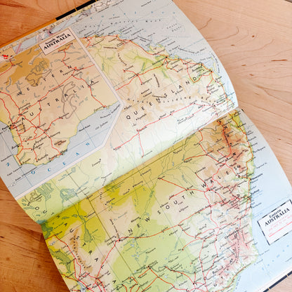 The Canadian Oxford School Atlas - Oxford University Press (1957)