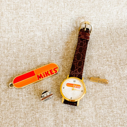 Mikes Pizza Restaurant Quebec 1990s Corporate Merchandise Set - Wristwatch, Keychain, Pins