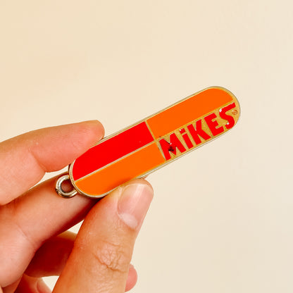 Mikes Pizza Restaurant Quebec 1990s Corporate Merchandise Set - Wristwatch, Keychain, Pins