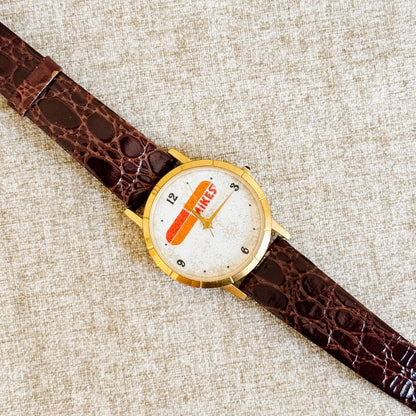 Mikes Pizza Restaurant Quebec 1990s Corporate Merchandise Set - Wristwatch, Keychain, Pins