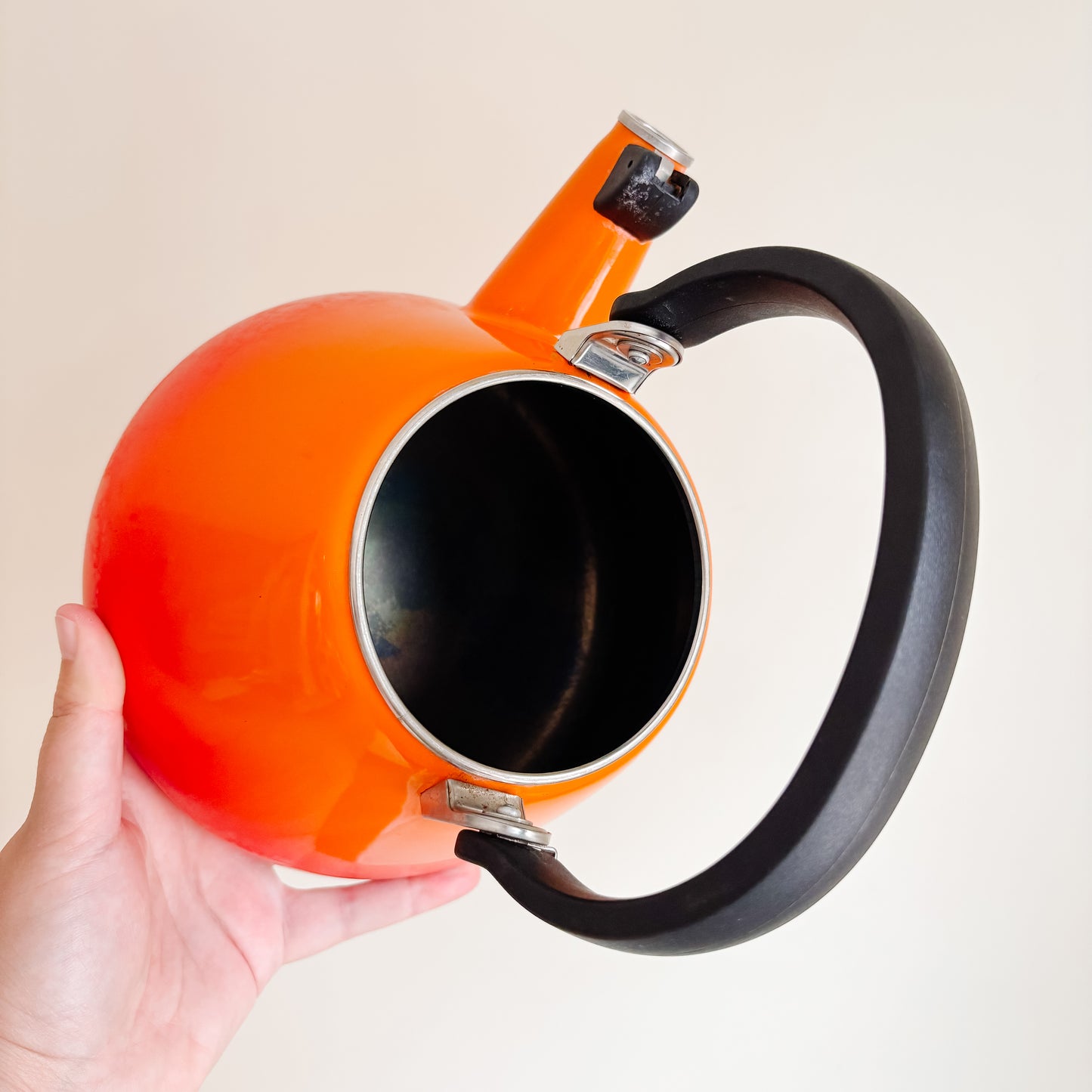 Le Creuset Flame Orange Kone Stovetop Kettle - Holds 1.6L