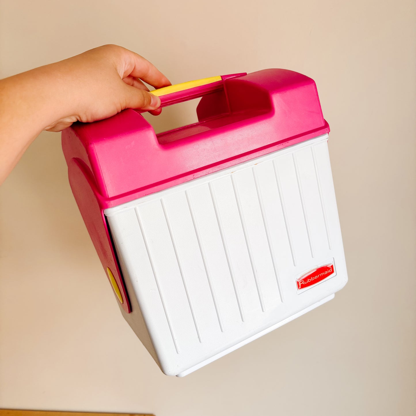 Rubbermaid USA Pink and White Sidekick Can Cooler