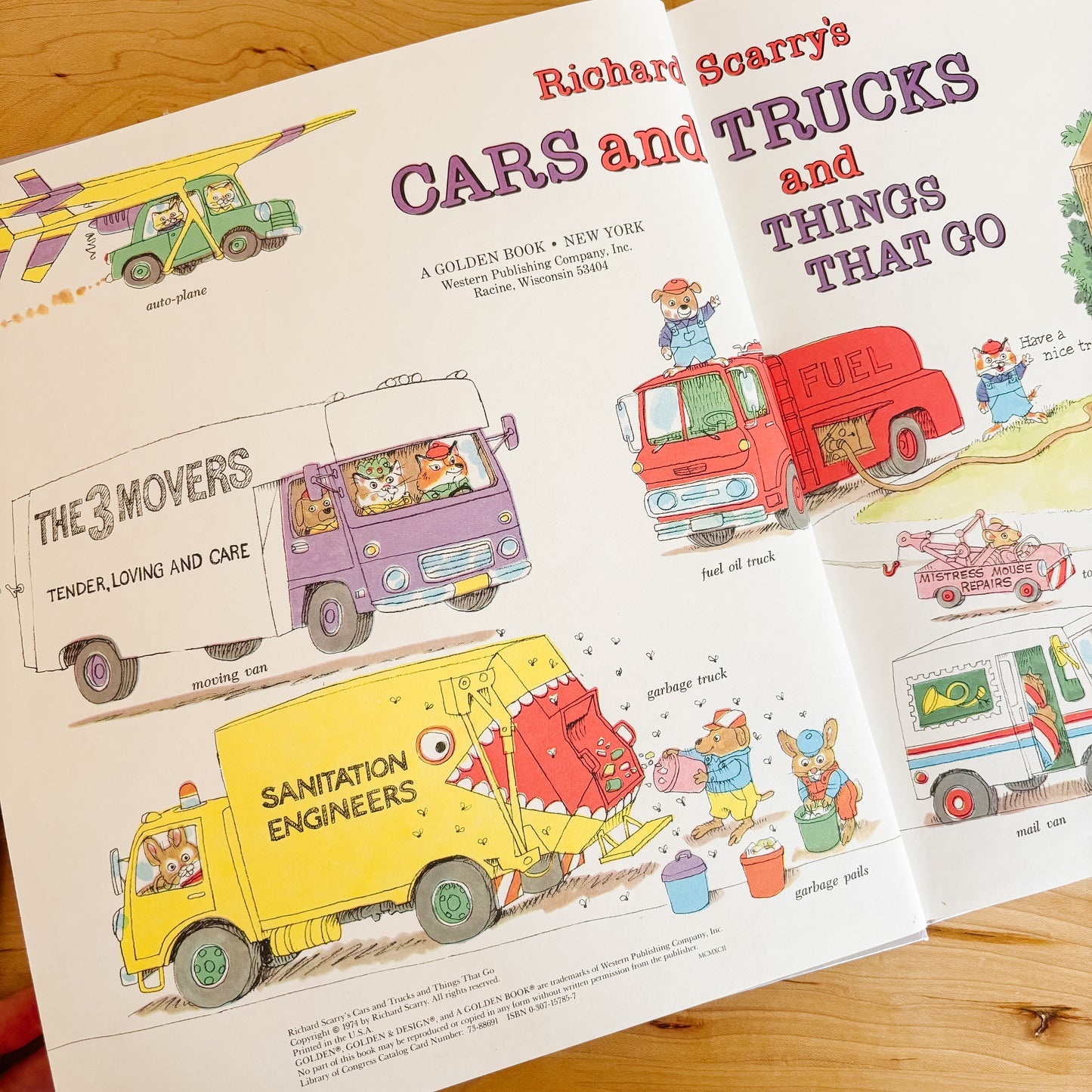 Richard Scarry's Cars and Trucks and Things That Go (Golden Book, 1992)