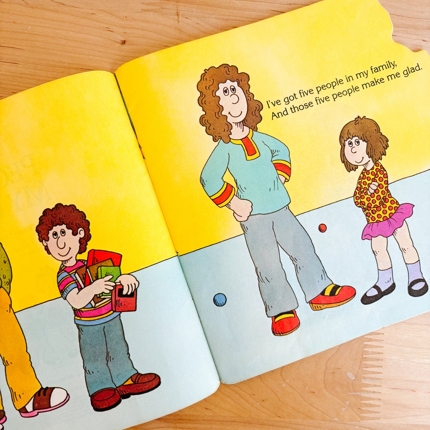 Sesame Street Five People in My Family - Golden Shape Book 1983