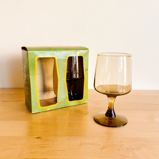 Texaco Promotional Gift Pack - Libbey Tawny Accent Wine Glasses (Set of 2)